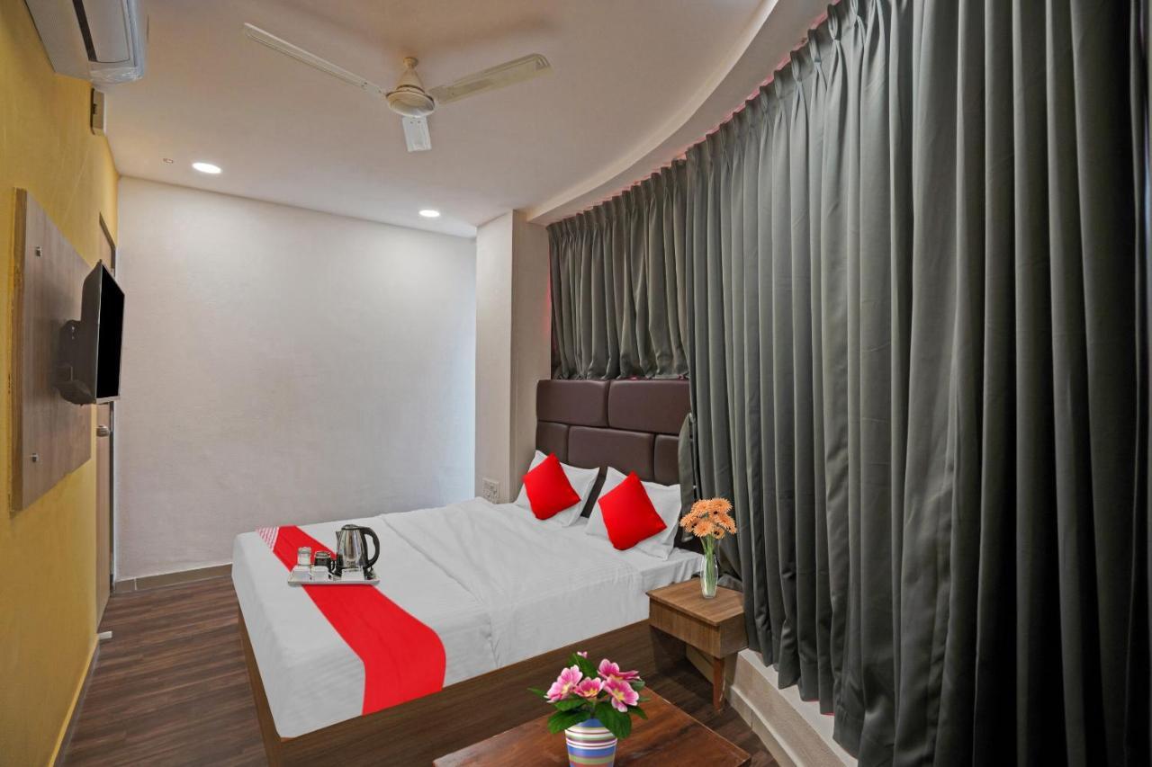 Hotel O Infinity 苏拉特 外观 照片