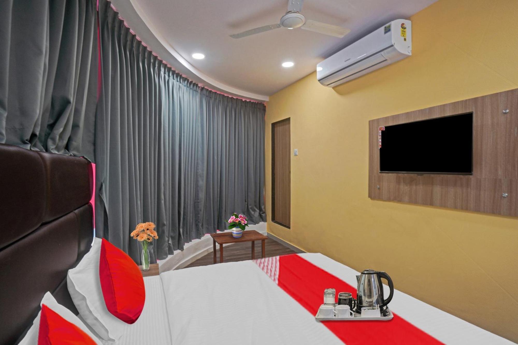 Hotel O Infinity 苏拉特 外观 照片